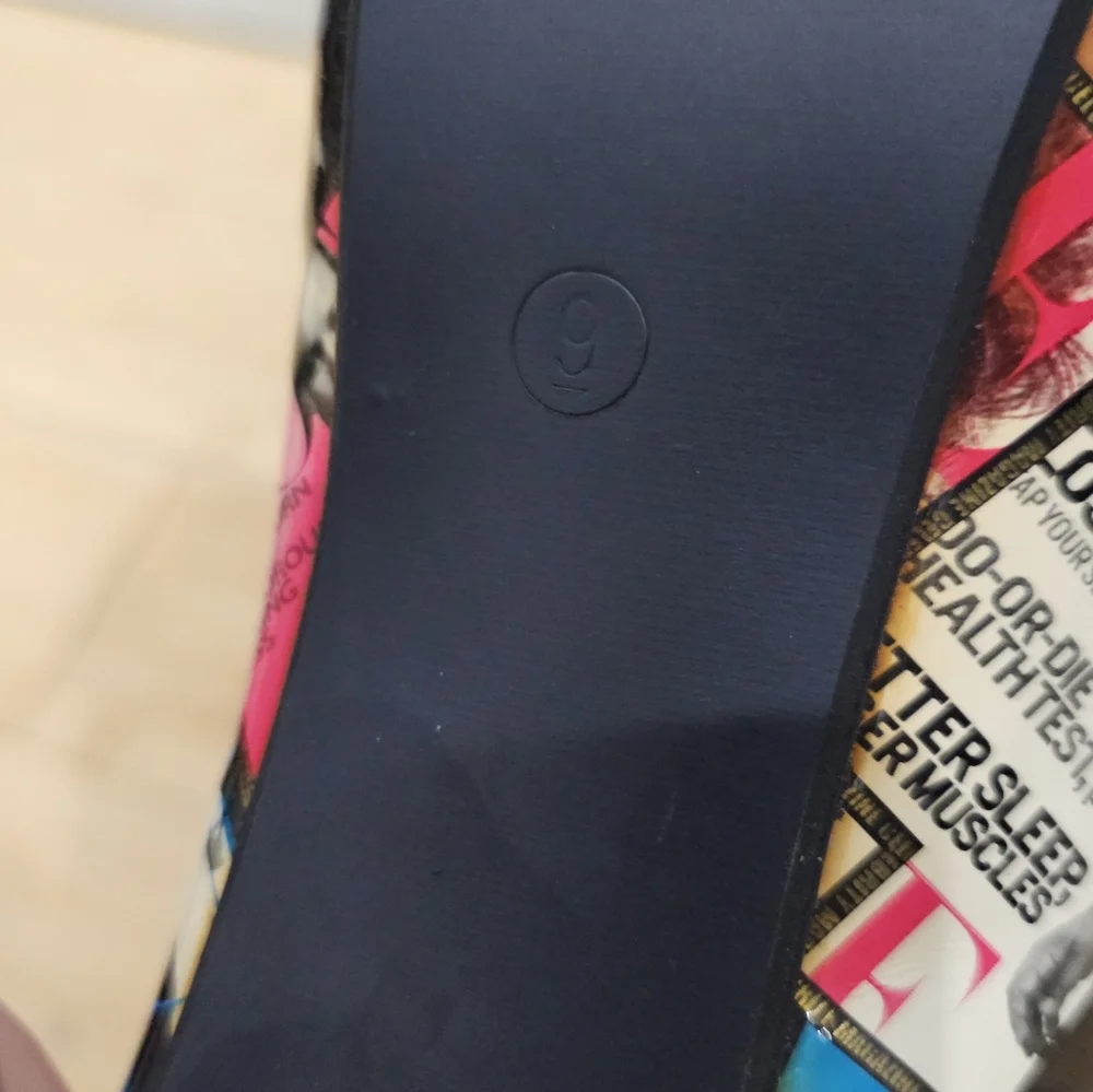 Unique Liliana Magazine Vogue Multi Color Print Platform High Heels Pumps Shoe 9 - Picture 4 of 11